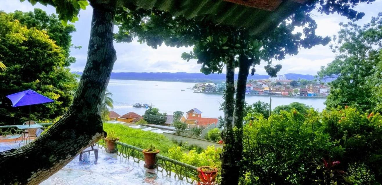 Zapote Tree Inn Flores