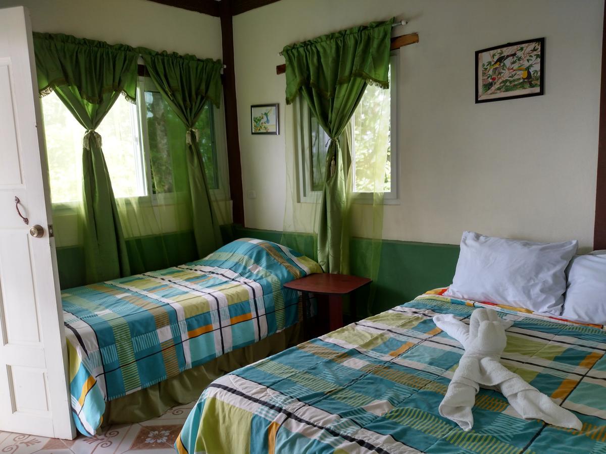Zapote Tree Inn