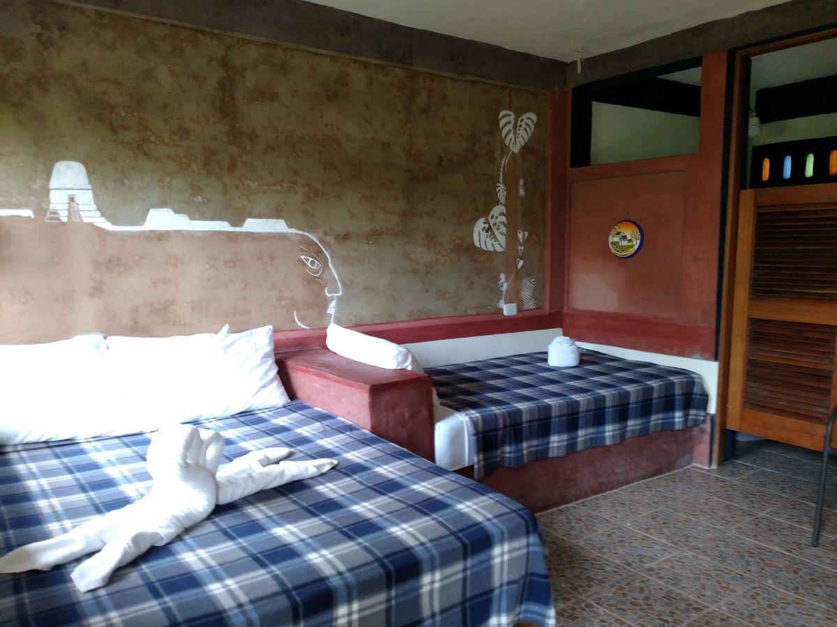 Zapote Tree Inn Flores